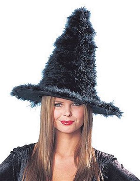 Blacl feather witch hat
